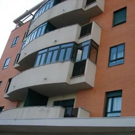 Roxy 1 Apartment Ávila Luaran gambar
