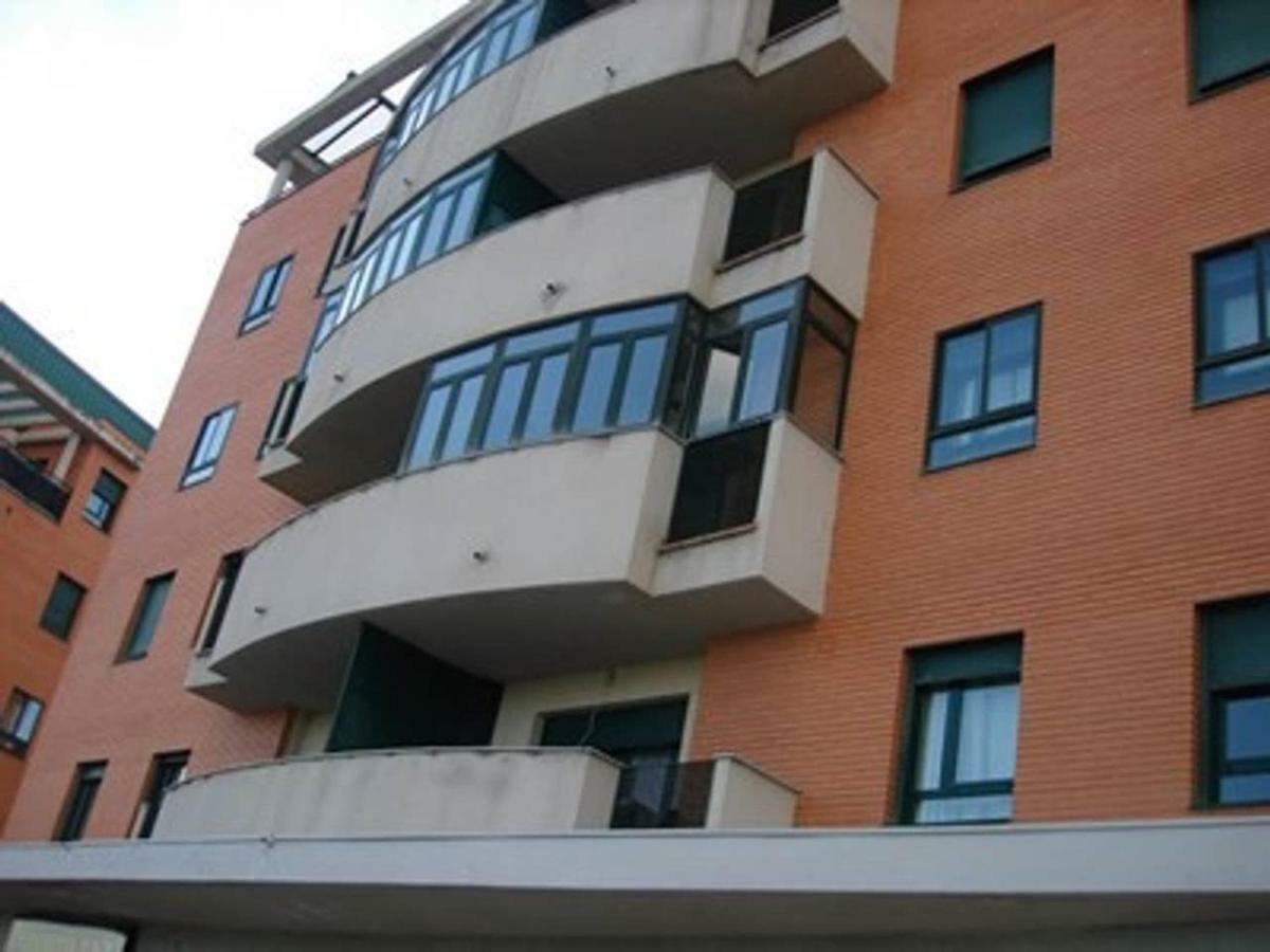Roxy 1 Apartment Ávila Luaran gambar